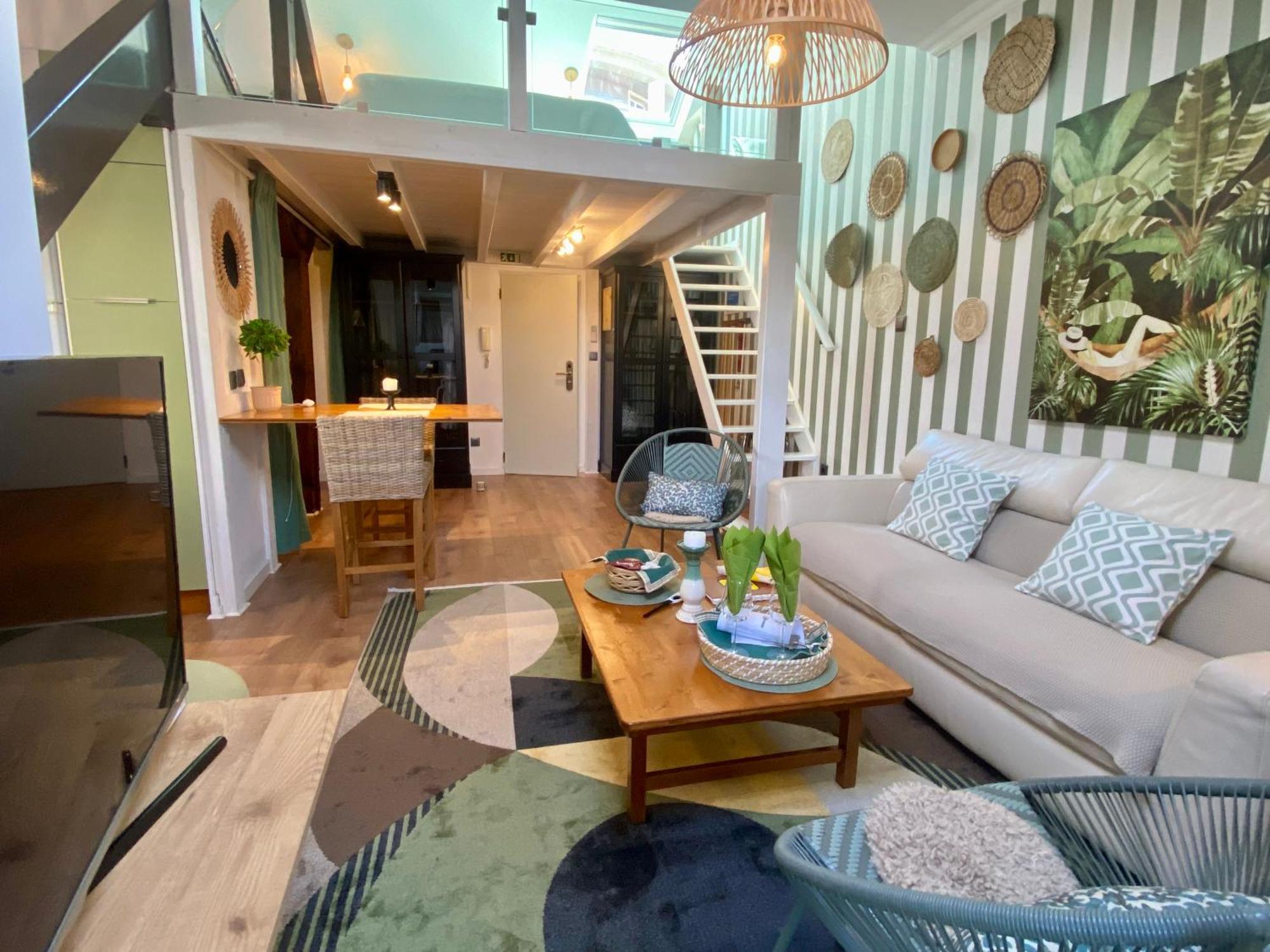 Apartamento With Mezzanine Rua Da Moeda