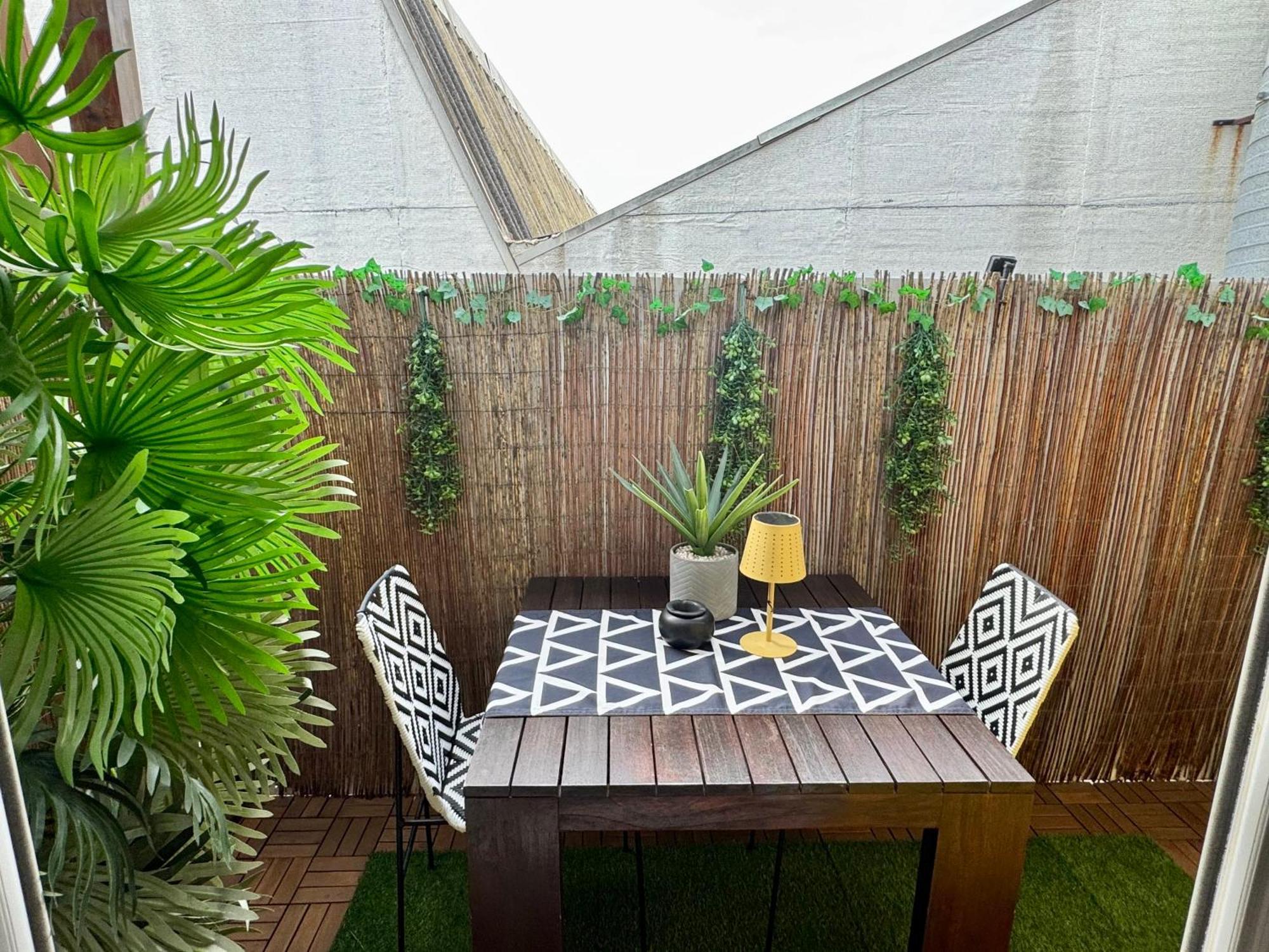 Apartamento With Mezzanine Rua Da Moeda